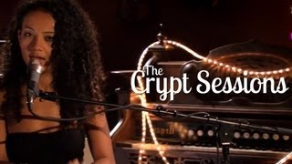 Elsa Chapman - Trouble // The Crypt Sessions