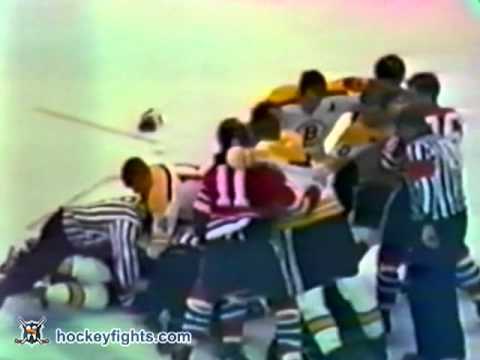 Derek Sanderson vs Ray McKay