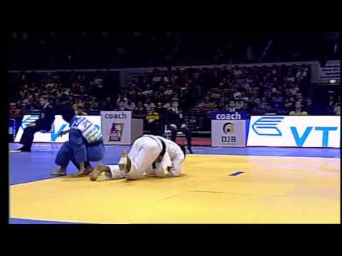 Hiroaki Hiraoka's reverse Seoi Nage.