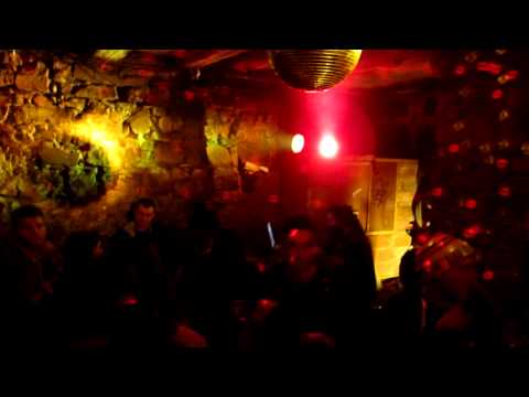 Flowin Vibes plays Rebellion the Recaller - We must rebel @ Rebel Music (Ruefetto Freiburg 09.03.13)