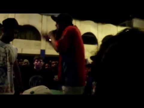 BATALLAS CALLEJERAS - MC CACHOS VS MC RARO