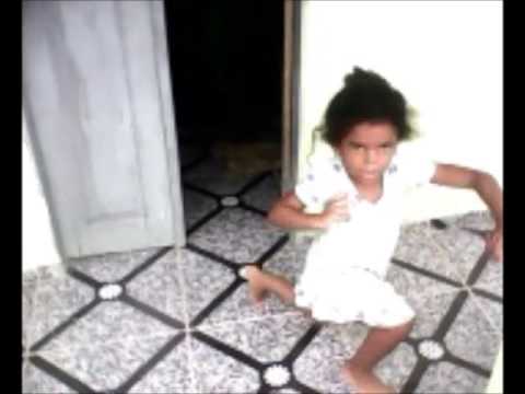 CARANGUEJO NAO E PEIXE  NATHYELEN 3 ANOS