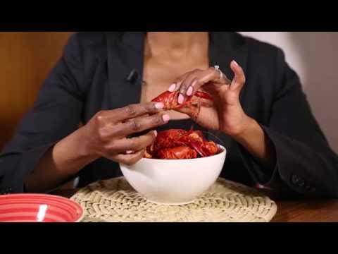 download lagu mp3 mp4 How To Eat Crawfish, download lagu How To Eat Crawfish gratis, unduh video klip How To Eat Crawfish