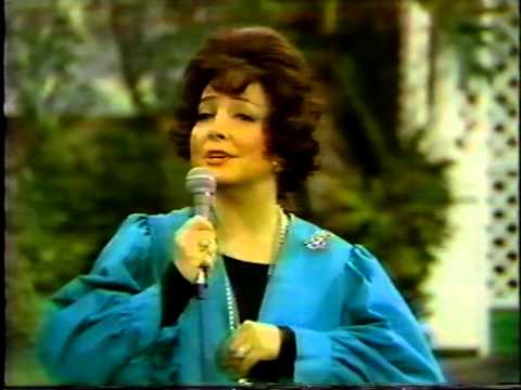 Kathryn Grayson, Show Boat Medley, Ol' Man River, Make Believe, 1976 TV