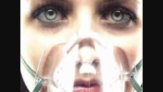 Underoath - I&#39;ve Got 10 Friends And a Crowbar That Says You Ain&#39;t Gonna Do Jack
