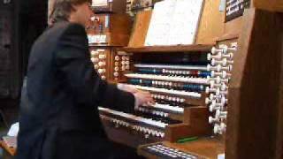 Bach D minor Toccata and Fugue - Meantone organ