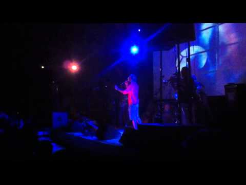 12. Mouzourakis - Twra Auto Pws Na Sto Pw LIVE@Santorini2011