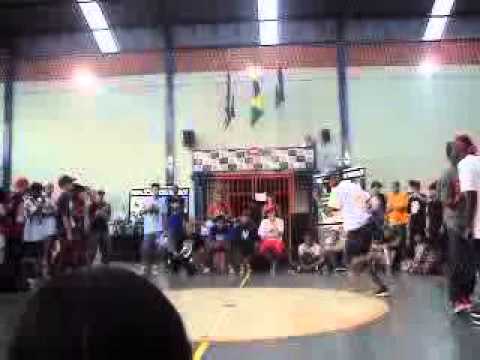 street son vs gang style  REALITY SHOW BBOYS 2010
