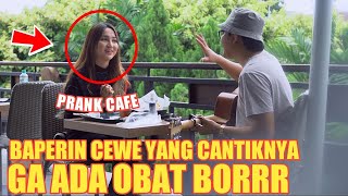 Download lagu CAFE PRANK!! THE BEAUTIFUL & SWEET GIRL IS SO EXTRAORDINARY BORRRR THAT YOU'LL MELTED mp3