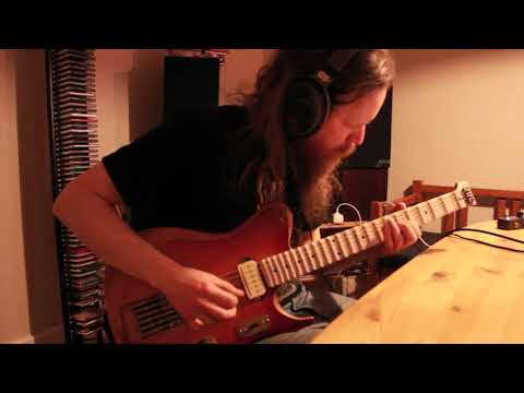 Guitar solo for #winsarahsig competition thingy //Nicklas Linnes