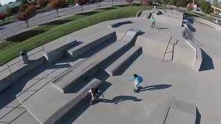 preview picture of video 'AWESOME skaters. Florence Skatepark 2014. Phantom 2 Vision Plus'