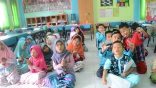 Download lagu Menghafal Hadits Rukun islam dengan Nasyid Buniyal Islam SDIT As-Sakinah Tanjungpinang mp3