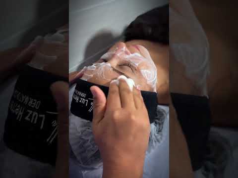 ¡Experimenta la Mejor Limpieza Facial Profunda en Barranquilla con la Dra. Luz Herrera!
