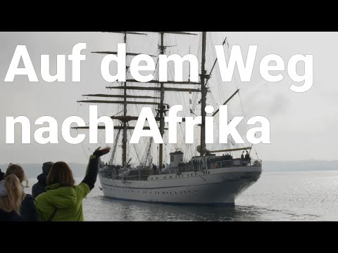 Auslaufzeremonie GORCH FOCK mit Musik - emotionaler Abschied aus Kiel - Marinemusikkorps in Topform