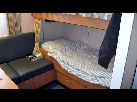 CARGO SHIP TRIP - Tour of a container ship (inside and outside)