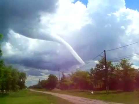 Con de tornada (Livezile,Jud:Timis 2013)