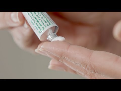 Ang ilang mga pamahid tumutulong sa paa halamang-singaw Pamamaga ng daliri kuko tungkol sa kung paano sa paggamot sa