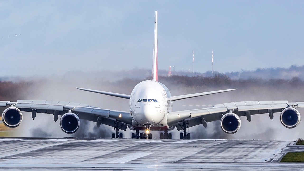 60 MINUTES PURE AVIATION - Airbus A380 Landing, Boeing747, An12 ... (4K)