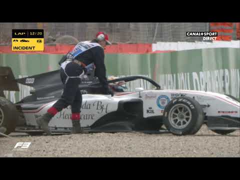 FIA Formula 3 Silverstone 2019 Race1 Hyman Crash