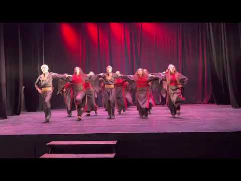 فوز مدرسة الفرير بالمرتبة الاولى بمسابقة الدبكة