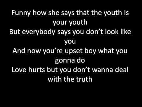 Sneakbo - Fire Ft. Lauran Alexandria Lyrics