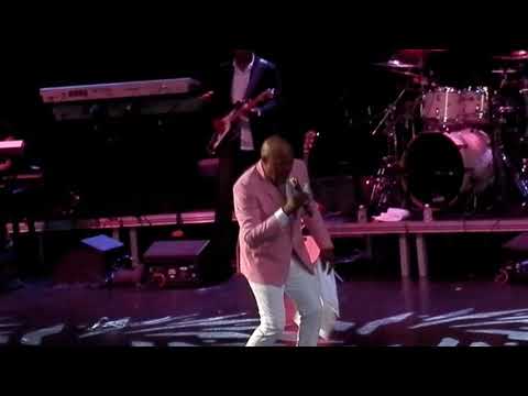 'The Legendary' Peabo Bryson - "Love Like Yours And Mine" (LIVE) 'New Hit Single'