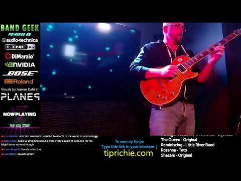 Soundcheck: Pay no attention to the men behind the curtain.