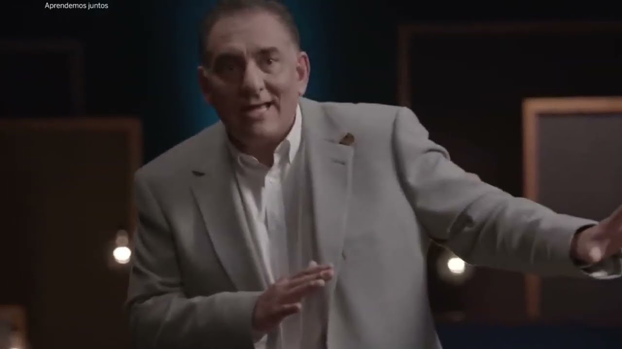 La historia de un maestro y un rectángulo con ojos  José Antonio Fernández Bravo, maestro