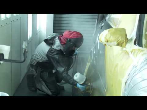 Fletcher Jones MotorcarsがBASF Glasurit 90ラインを採用 (Fletcher Jones Motorcars Chooses BASF Glasurit 90 Line)