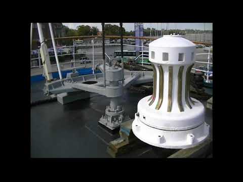 Segelschulschiff "Gorch Fock" (I) im Hafen von Stralsund