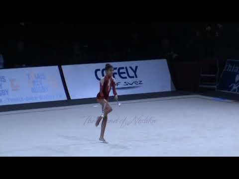 Basma EL YAZAD massues - 2012 Thiais demo