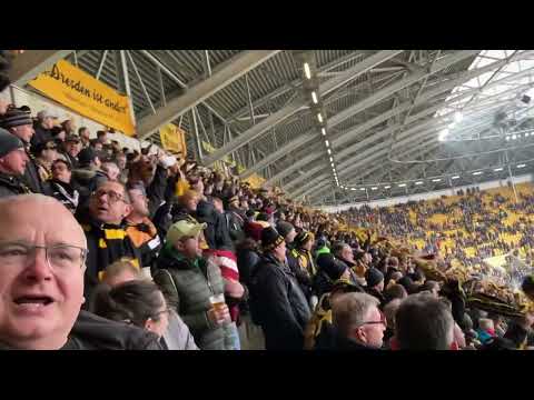 Dynamo Dresden - Schalke 04, 1.4.2022, Fussball ist das Leben, #kblock  #sgd  #dynamodresden