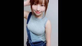 縦ニット巨乳可愛いちゃんがお尻ふりふり楽〇ダンス