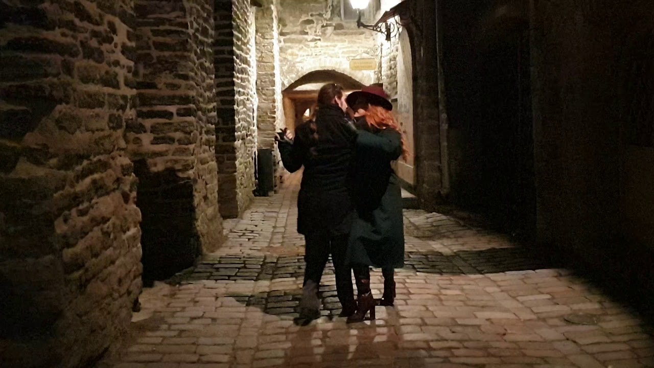 Artem y Karina Lilu Dovbush - Noches de viejo Tallinn. Tango Argentine.