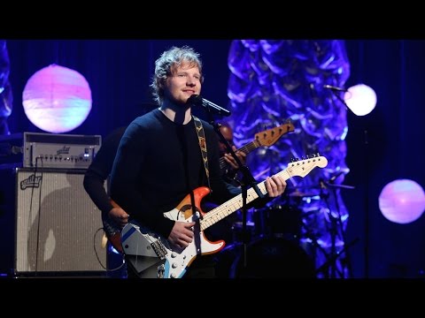 エド・シーランが「Thinking Out Loud」を披露 (Ed Sheeran Performs 'Thinking Out Loud')