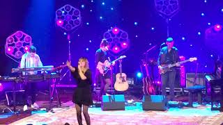 Louane - Live Le Trianon 20180305  - Nuit pourpre