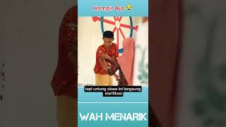 Download lagu KETIKA SISWA NUNJUKIN TATO DEPAN BU GURU mp3