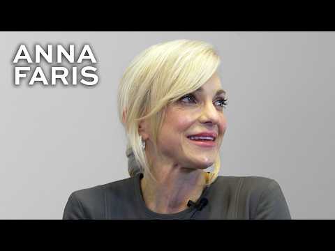 Anna Faris on SCARY MOVIE, LOST IN TRANSLATION, MOM, THE HOUSE BUNNY, Robert Pattinson, & more!