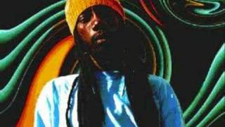 Sizzla ft Garnett Silk - Bless Me