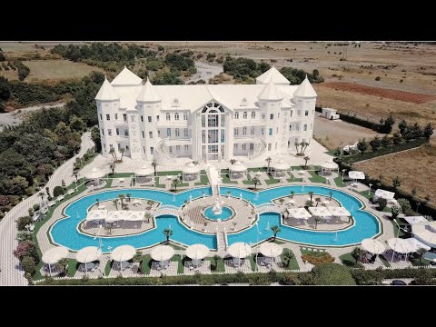 Dasma madheshtore si ne perralla e Nilda & Artenis. Hyrja te Besjoni me yllin e Shkodres Alma Velaj