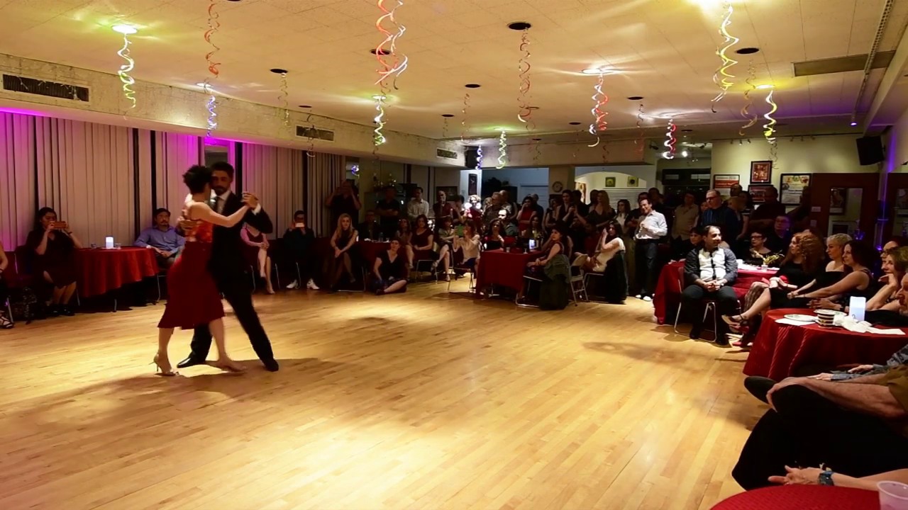 Video thumbnail for Martin Almiron & Marina Bellani perform at Milonga Uno