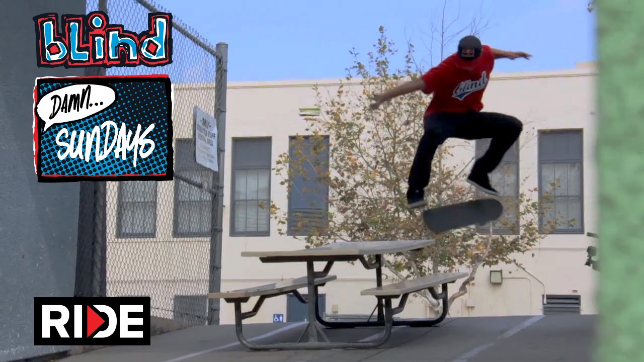 Blind Damn Sundays: Sewa Kroetkov in the streets