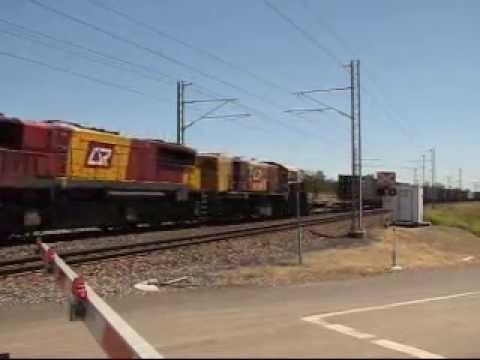 QR National 2309 Southbound Container train