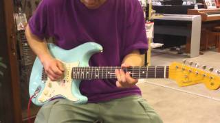 Fender USA Vintage ST62 Thin Lacquer ストラトキャスターを Fender USA Vintage ST62 Thin Lacquer ストラトキャスターを