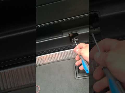 Open trunk without key audi a4