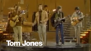 Tom Jones &amp; Crosby, Stills, Nash &amp; Young - Long Time Gone