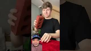 Download lagu Gak Nyangka! Prank iPhone Pecah 😂 Reaksi Lucu Banget! mp3