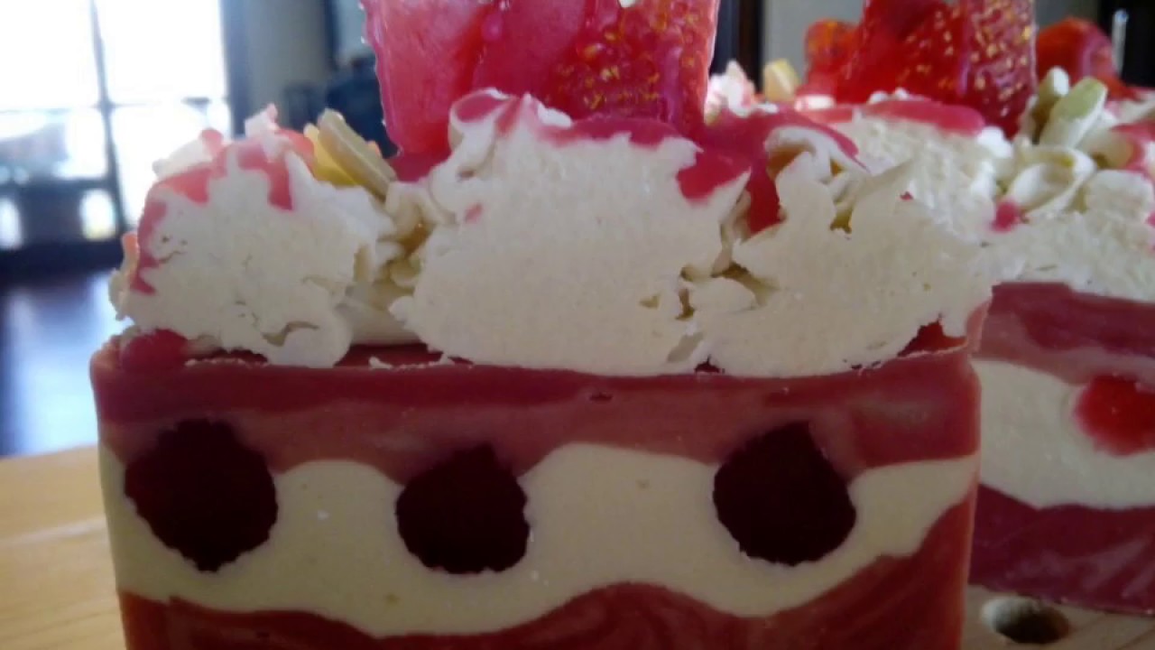 Watch Now Panna e fragole Panna e fragole