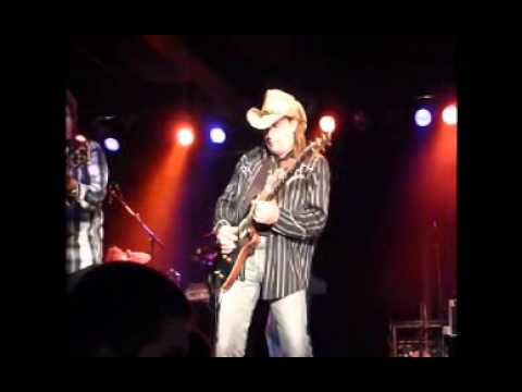 Hidin' Out in Tennessee - The Outlaws Live at the Pepsi Cola Roadhouse