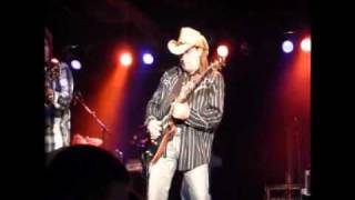 Hidin&#39; Out in Tennessee - The Outlaws Live at the Pepsi Cola Roadhouse
